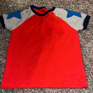 Boden Red and Gray Kids Raglan Tee with Blue Accents and Stars size 7/8